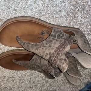 Women's Brown Sandals